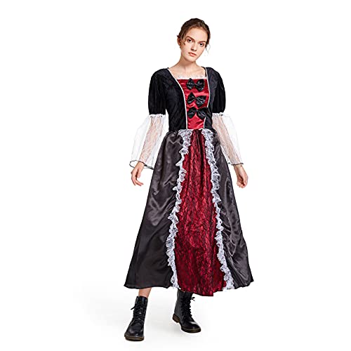 Vampire costume detail